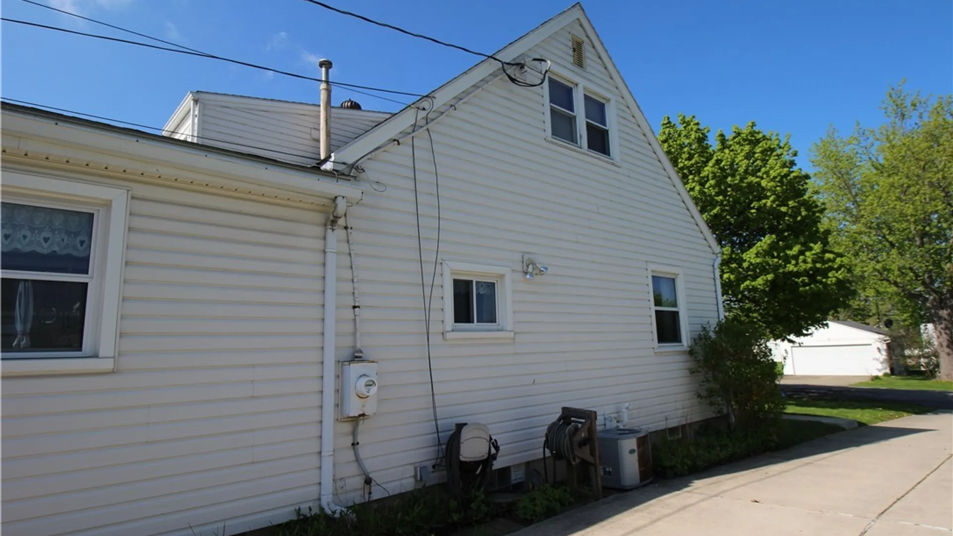 Property at 3631 Harrison Avenue, Hamburg, NY 14219 40