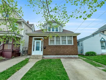 Property at 30 Ashton Place, Buffalo, NY 14220