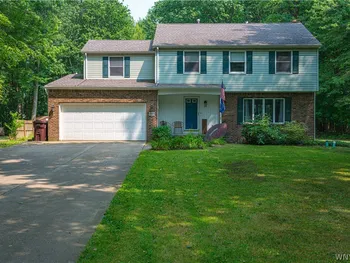 8969 Hammond Drive, Eden, NY 14057