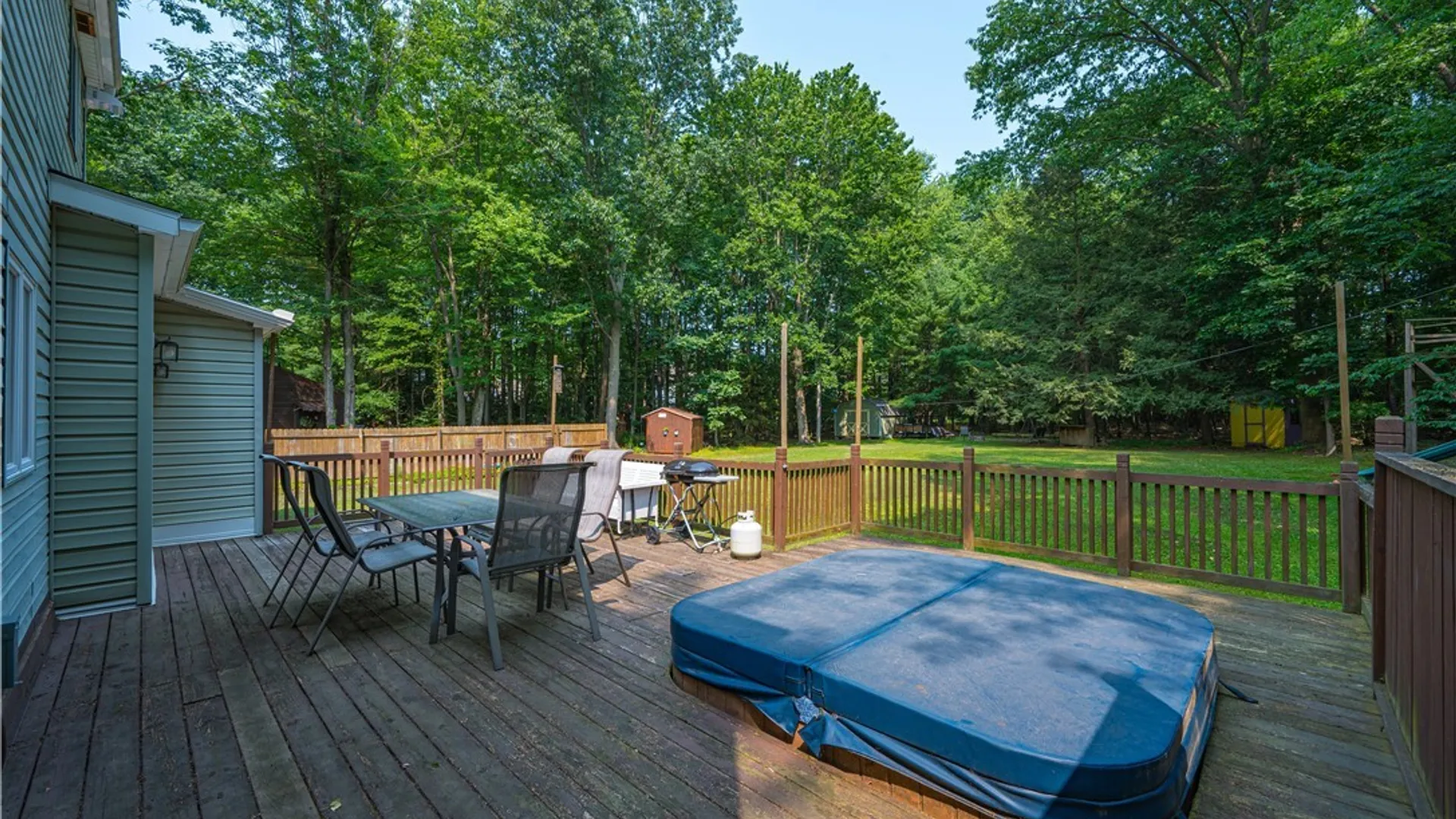 Property at 8969 Hammond Drive, Eden, NY 14057 34