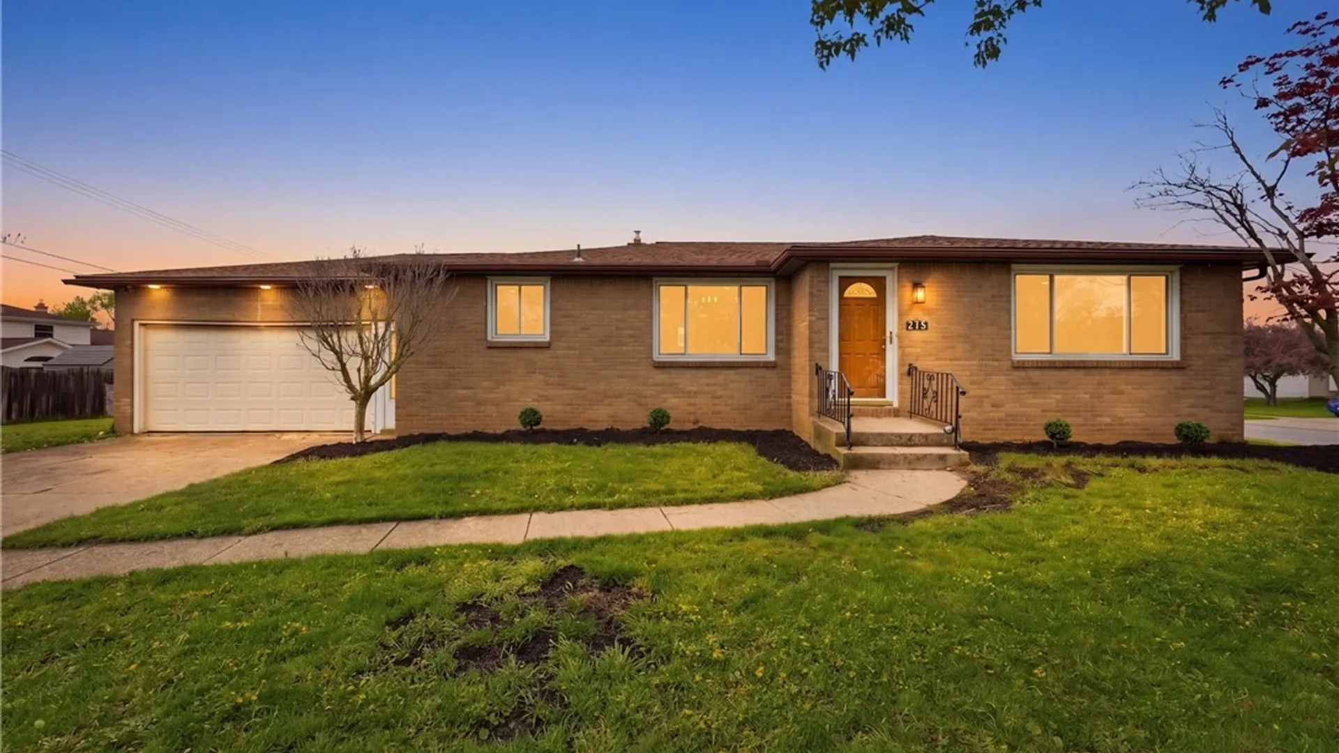 Property at 215 Steven Drive, Cheektowaga, NY 14227 2