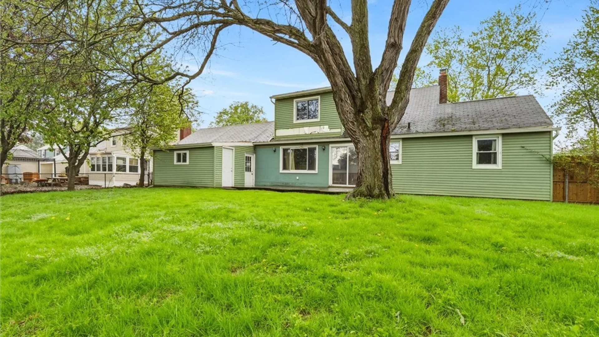 Property at 807 Second St, Salina, NY 13088 32