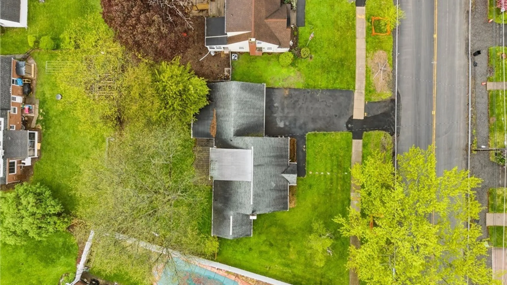 Property at 807 Second St, Salina, NY 13088 33