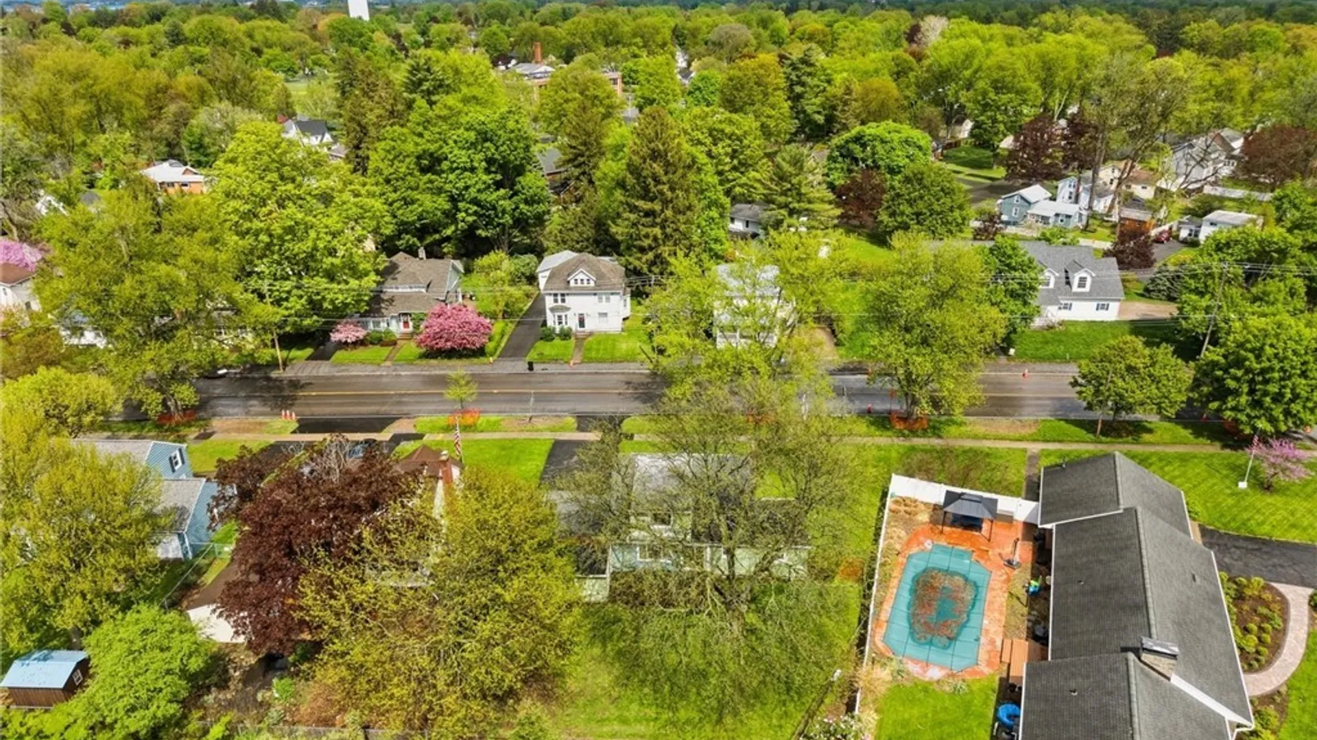 Property at 807 Second St, Salina, NY 13088 36