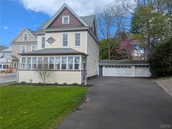 Property at 207 AVERY Avenue, Syracuse, NY 13204
