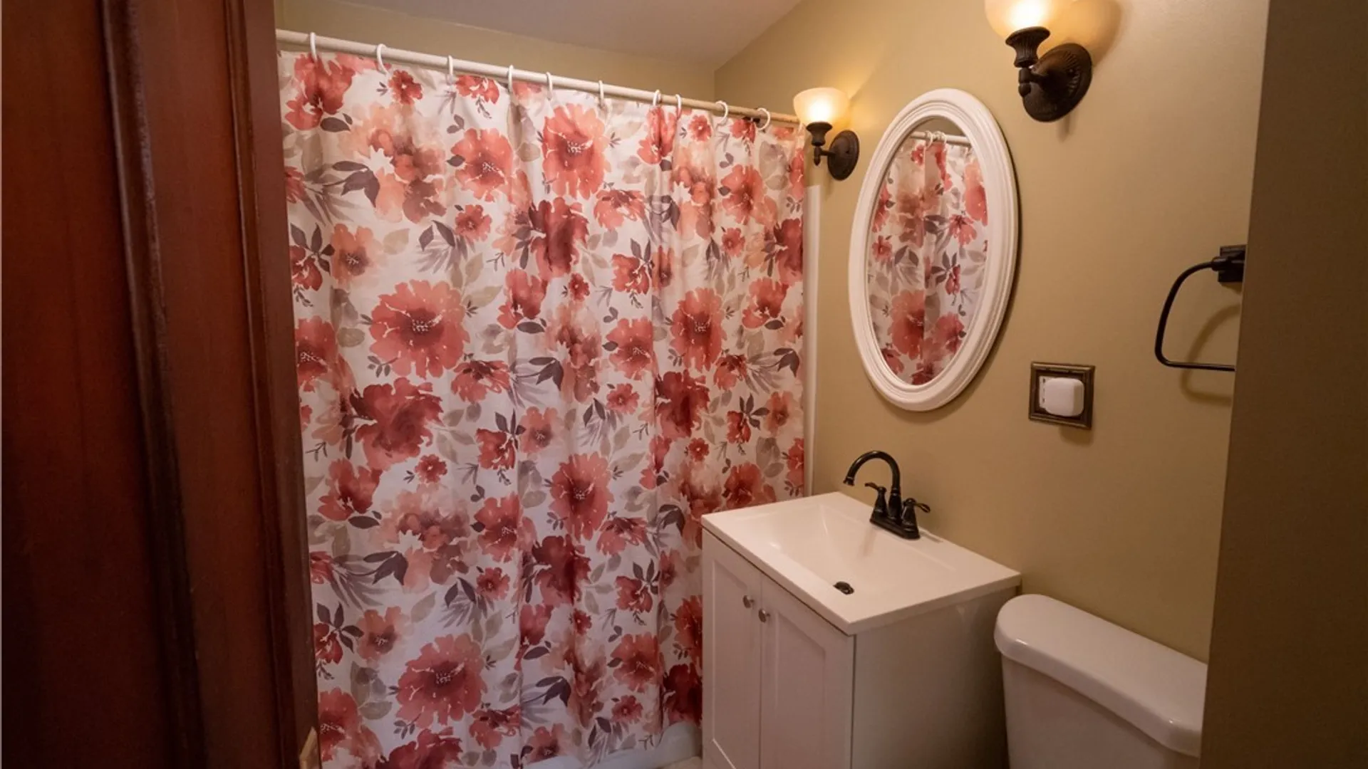 Property at 207 AVERY Avenue, Syracuse, NY 13204 5