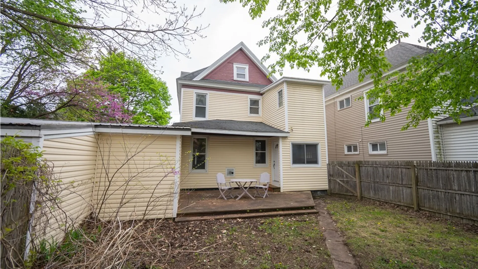 Property at 207 AVERY Avenue, Syracuse, NY 13204 7