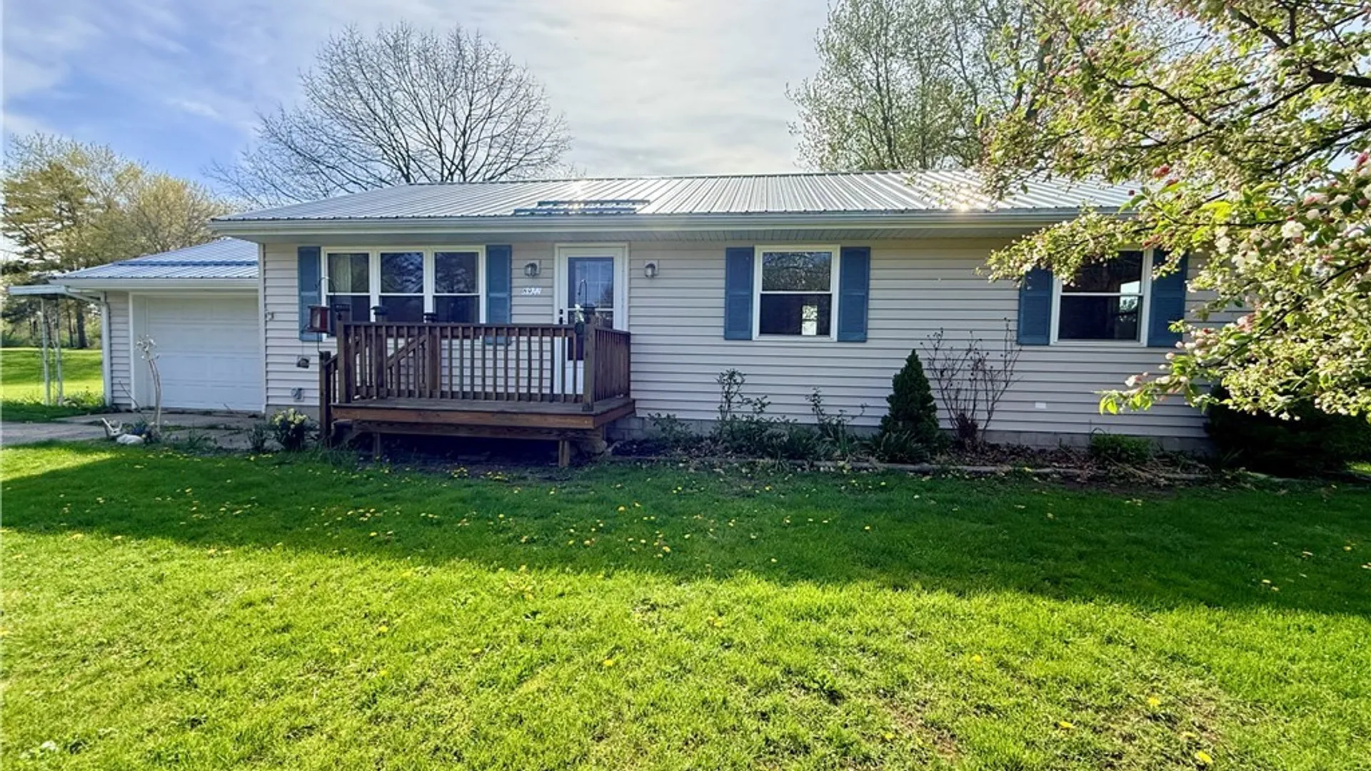 Property at 8912 Hartshorn Road, Batavia, NY 14036 2