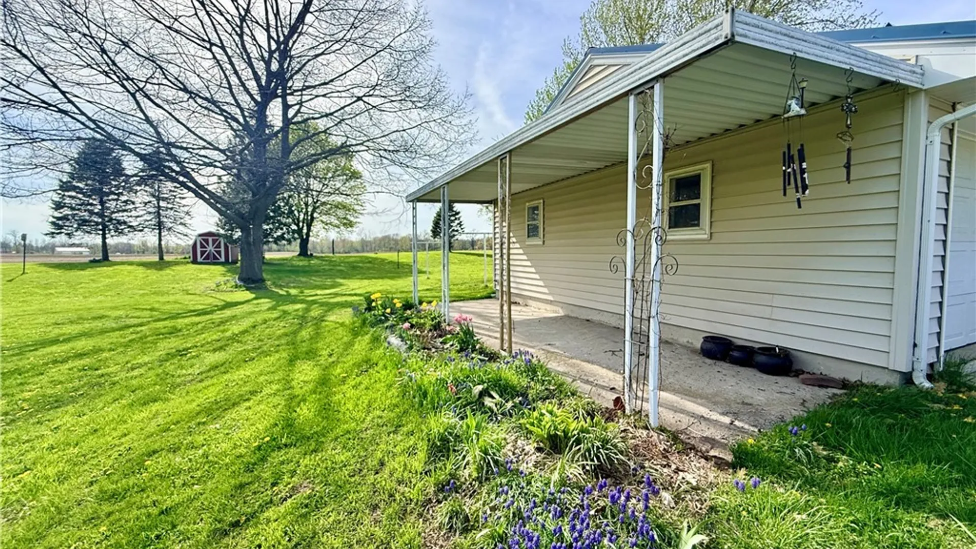 Property at 8912 Hartshorn Road, Batavia, NY 14036 3
