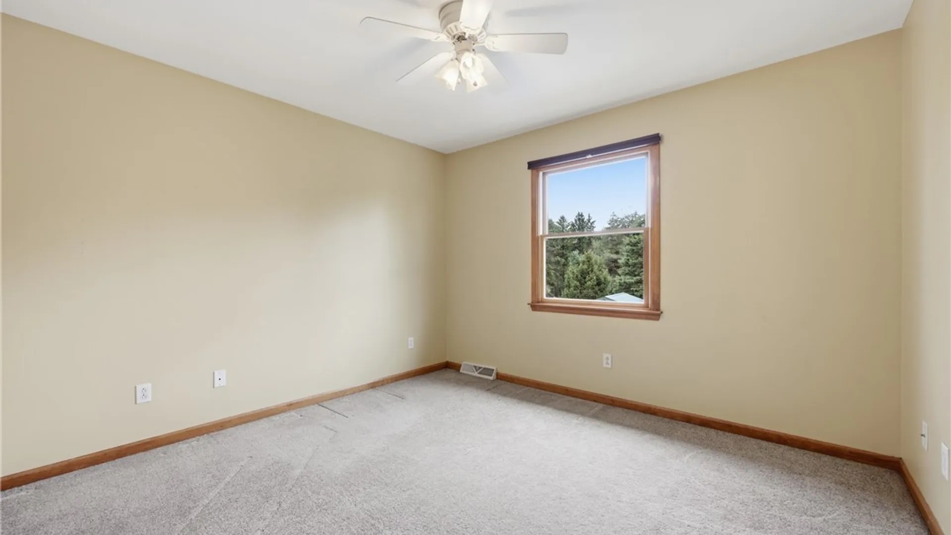 Property at 209 Nathans Trail, Lancaster, NY 14086 30
