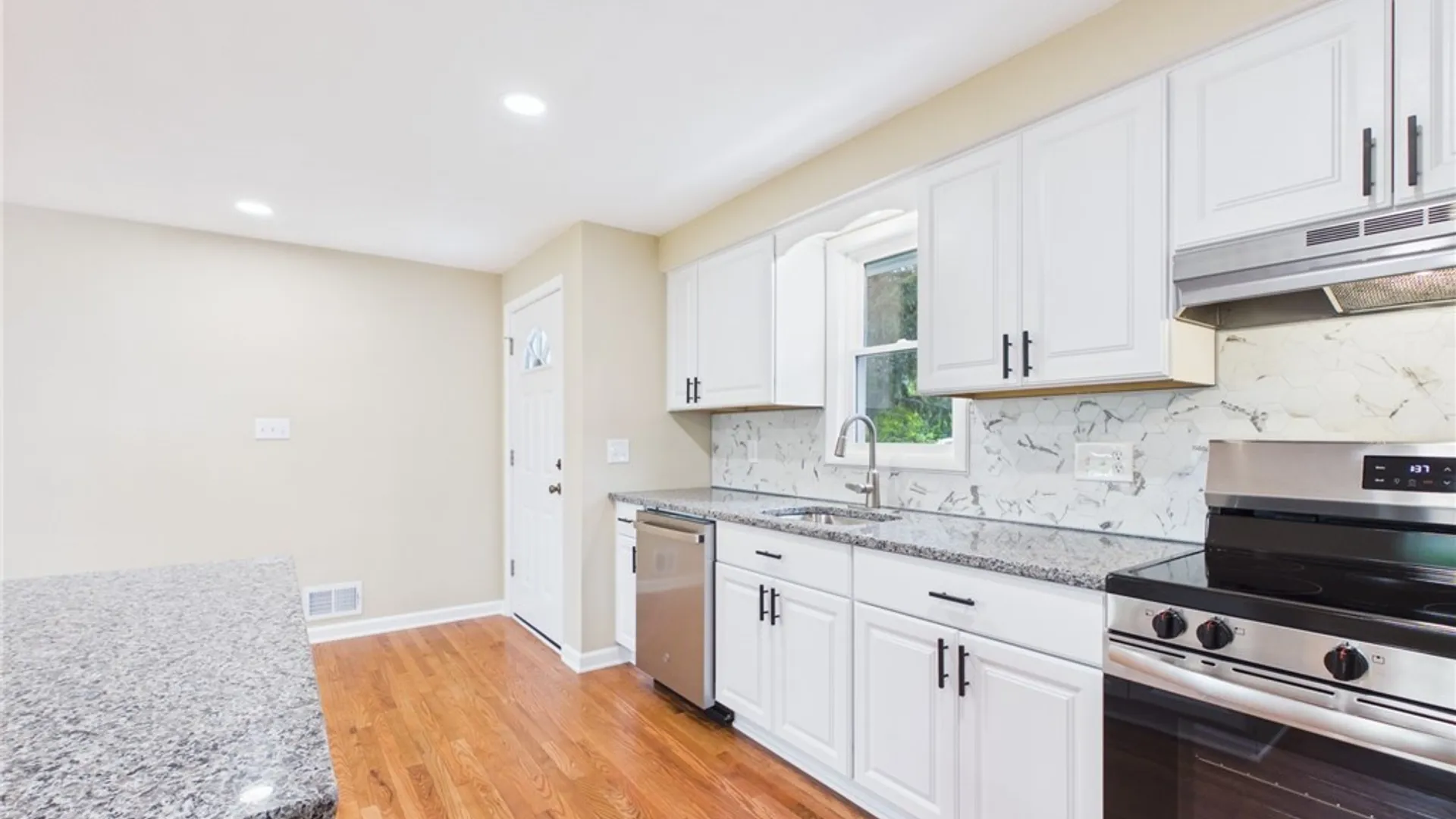 Property at 126 Downing Road, DeWitt, NY 13214 10