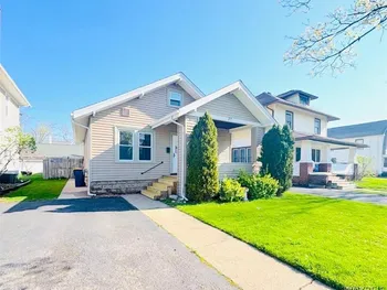 37 Regent Street, Lockport City, NY 14094