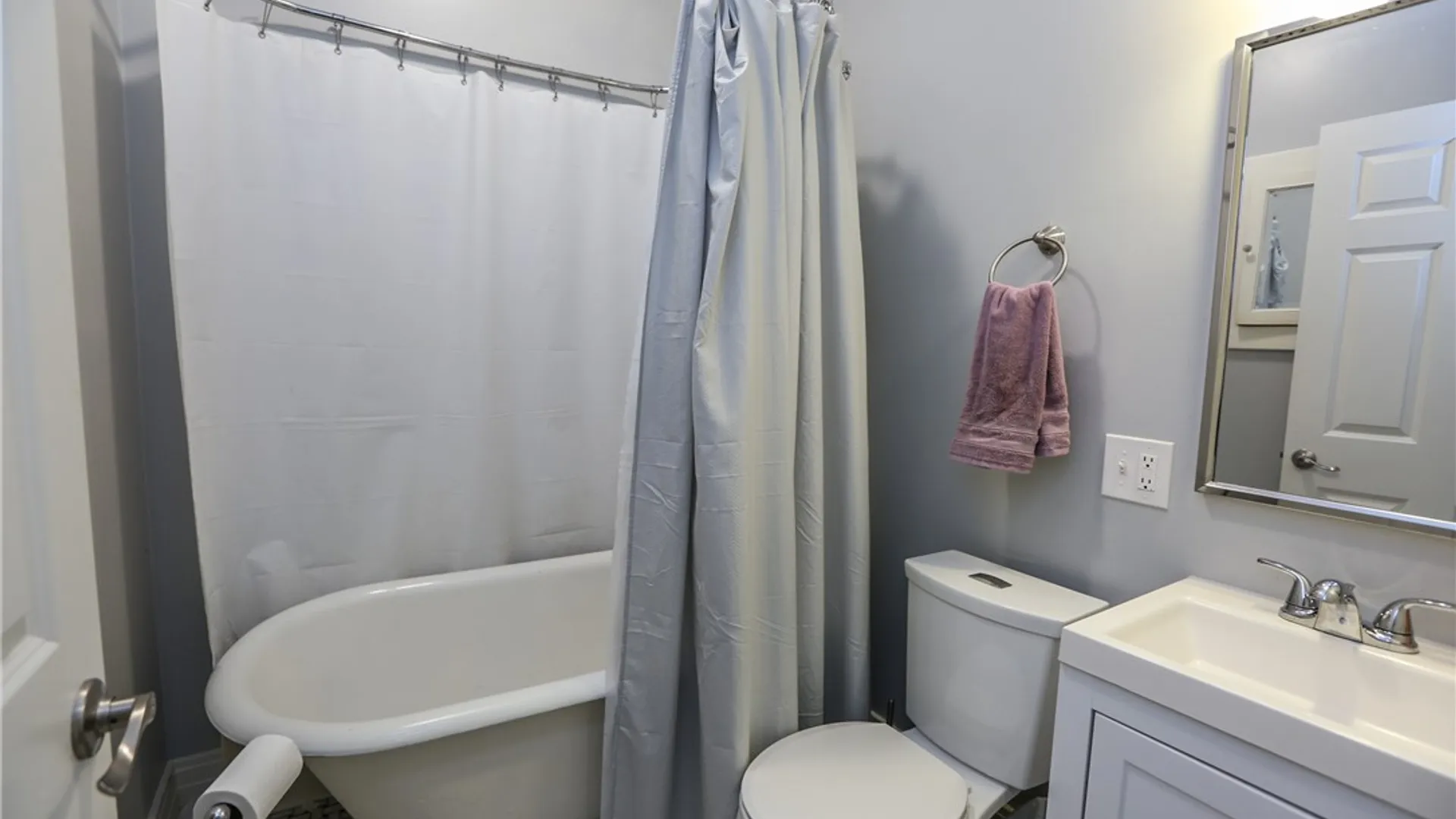 Property at 296 Laburnam Crescent, Rochester, NY 14620 17