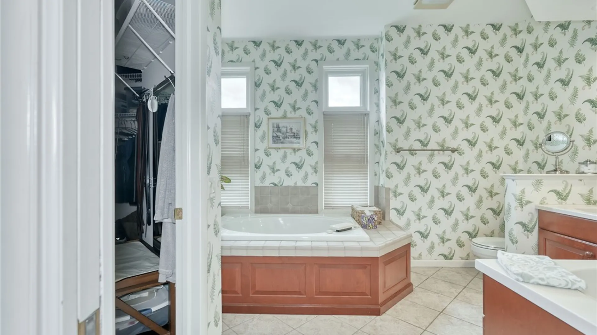 Property at 38 Sycamore Ridge, Mendon, NY 14472 17