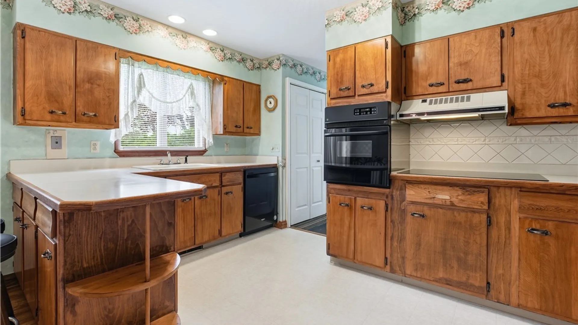 Property at 603 Hickory Street, Rome, NY 13440 7