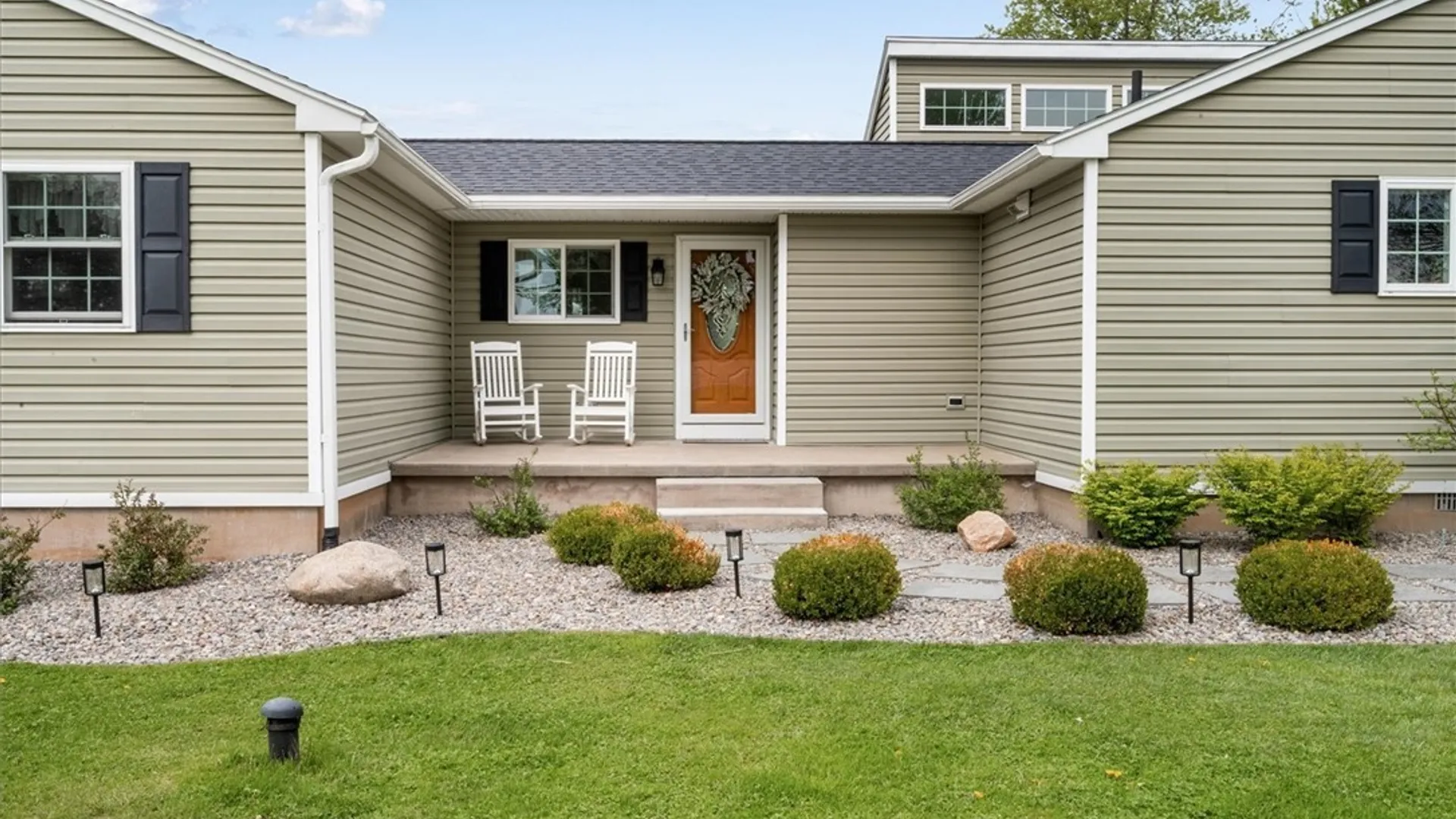 Property at 8205 Kirkville Road, Manlius, NY 13082 6