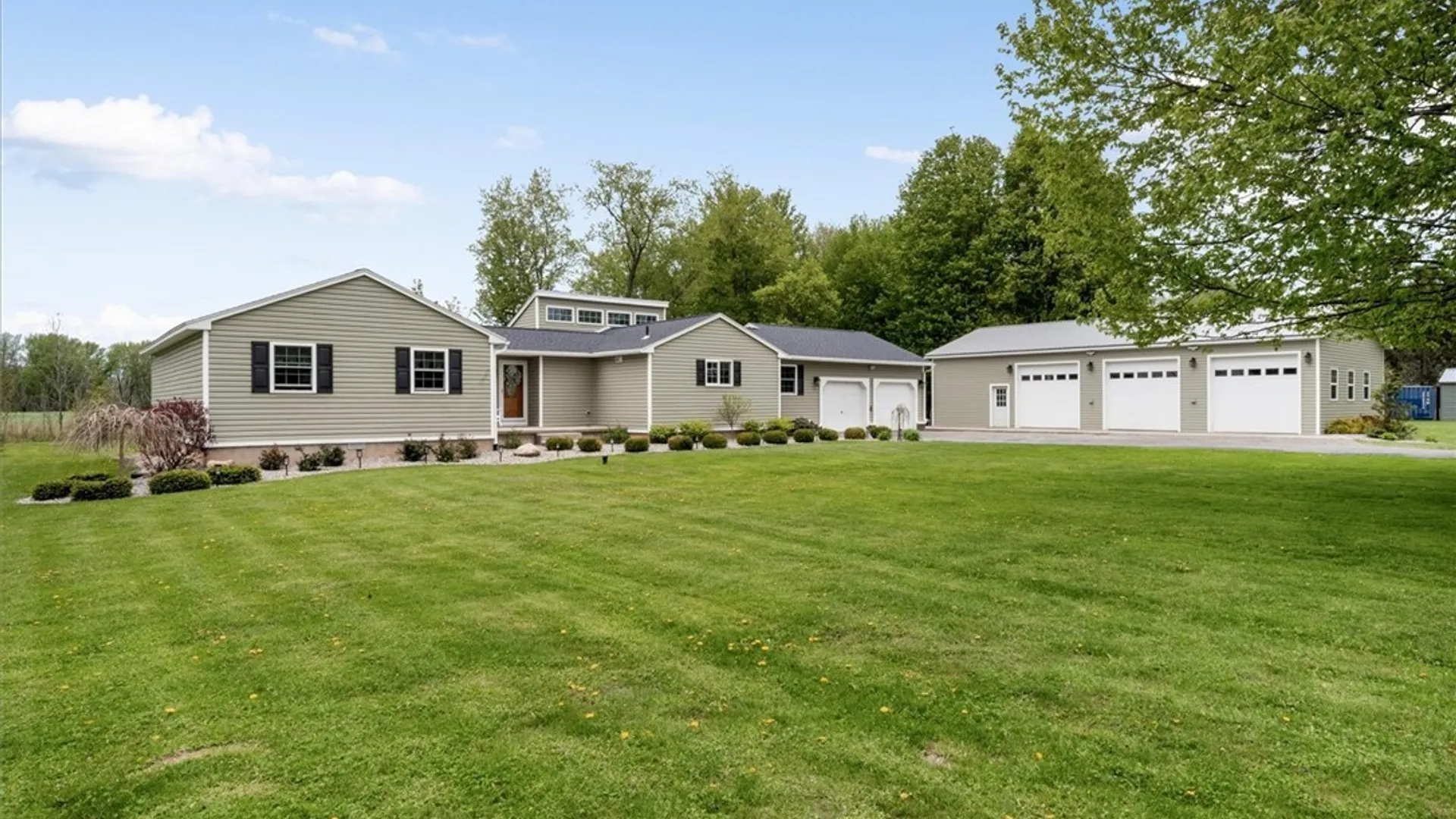 Property at 8205 Kirkville Road, Manlius, NY 13082 7
