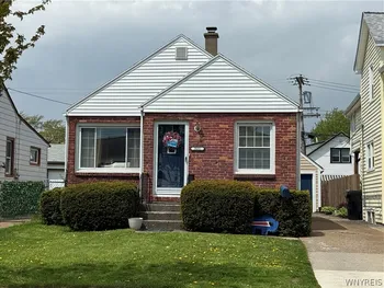 321 Washington Avenue, Tonawanda, NY 14217