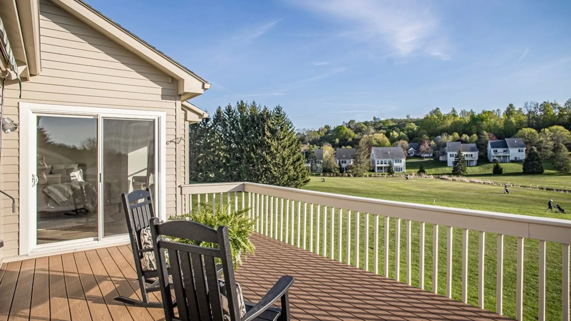 Property at 5189 Pointe East Drive, DeWitt, NY 13078 4