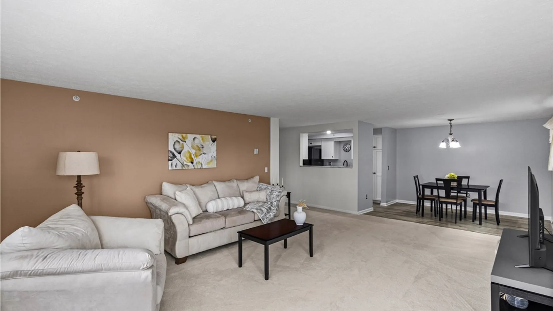 Property at 708 Westage At The Hbr, Irondequoit, NY 14617 17