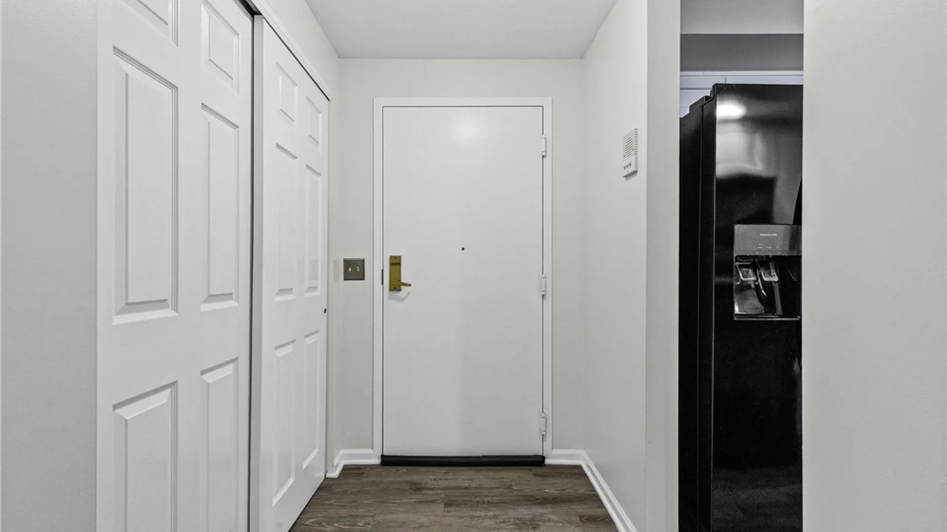 Property at 708 Westage At The Hbr, Irondequoit, NY 14617 3