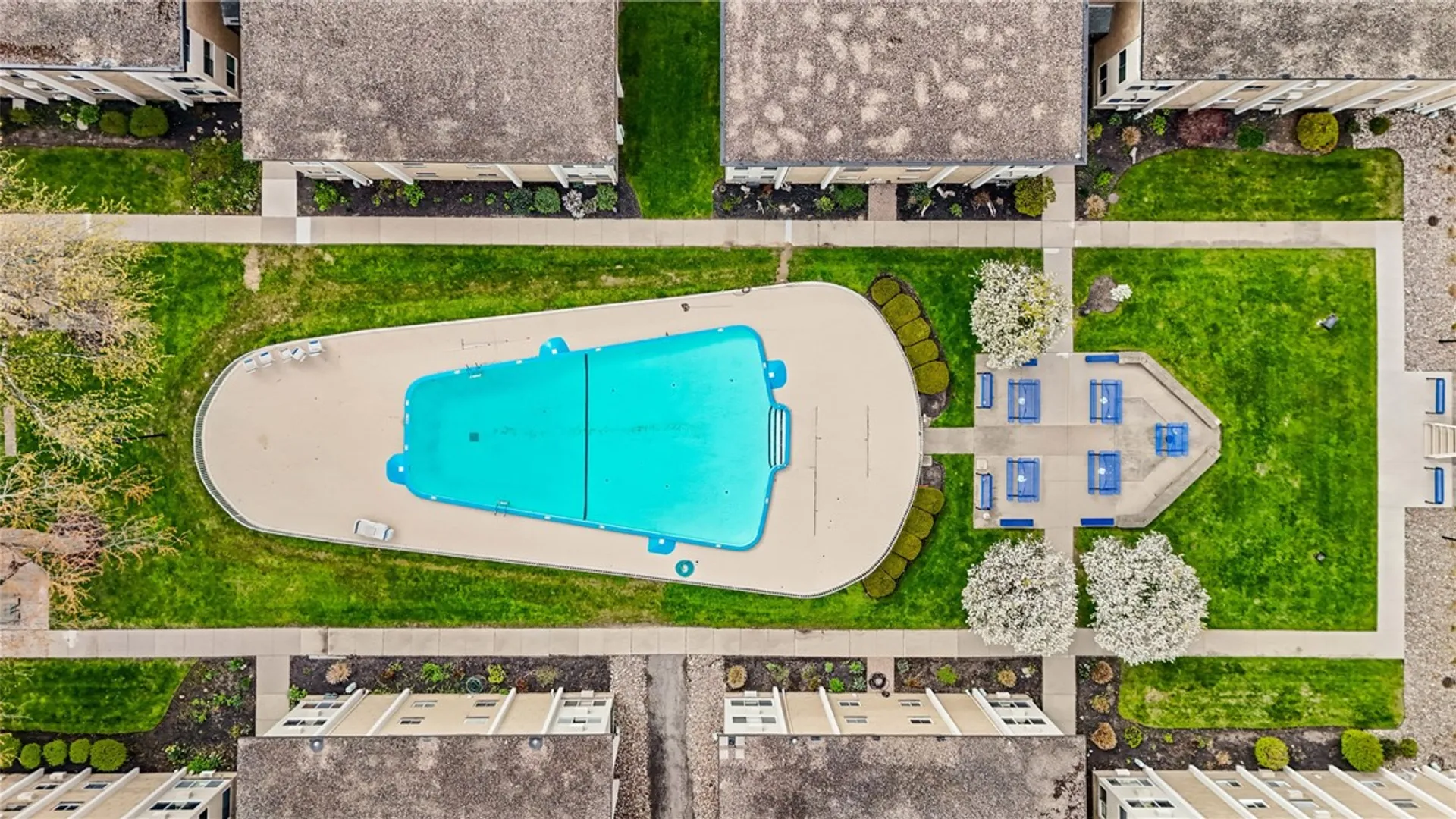 Property at 708 Westage At The Hbr, Irondequoit, NY 14617 36