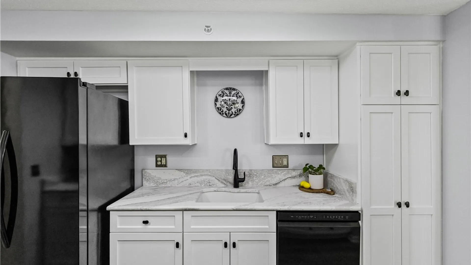 Property at 708 Westage At The Hbr, Irondequoit, NY 14617 7