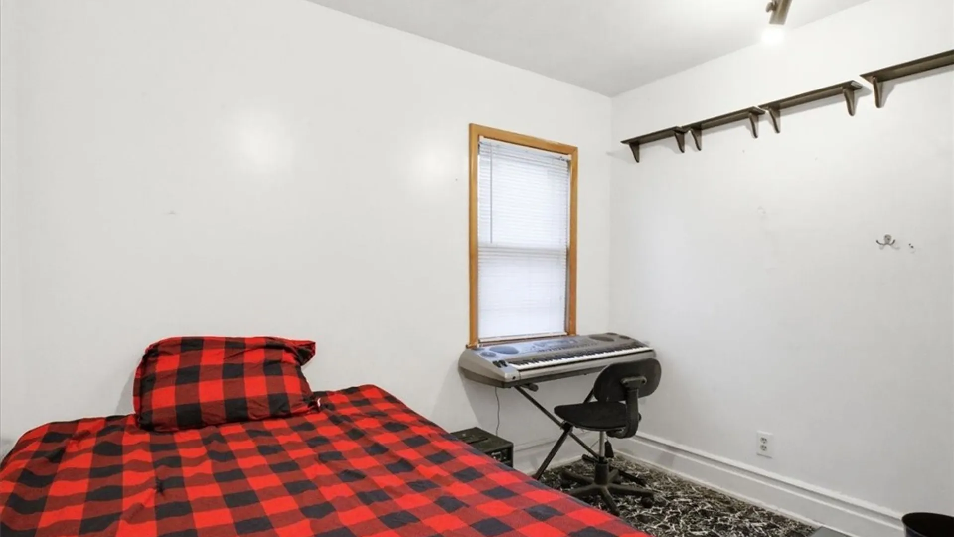 Property at 88 Alsace Avenue, Buffalo, NY 14220 32