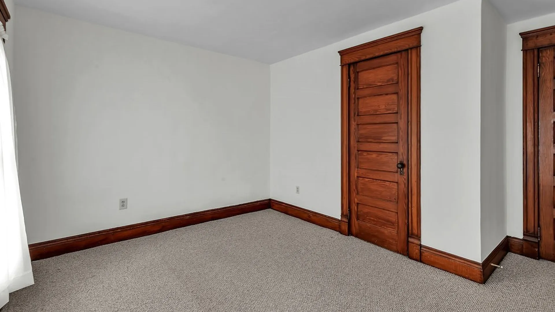 Property at 170 Central Avenue, Lancaster, NY 14086 47
