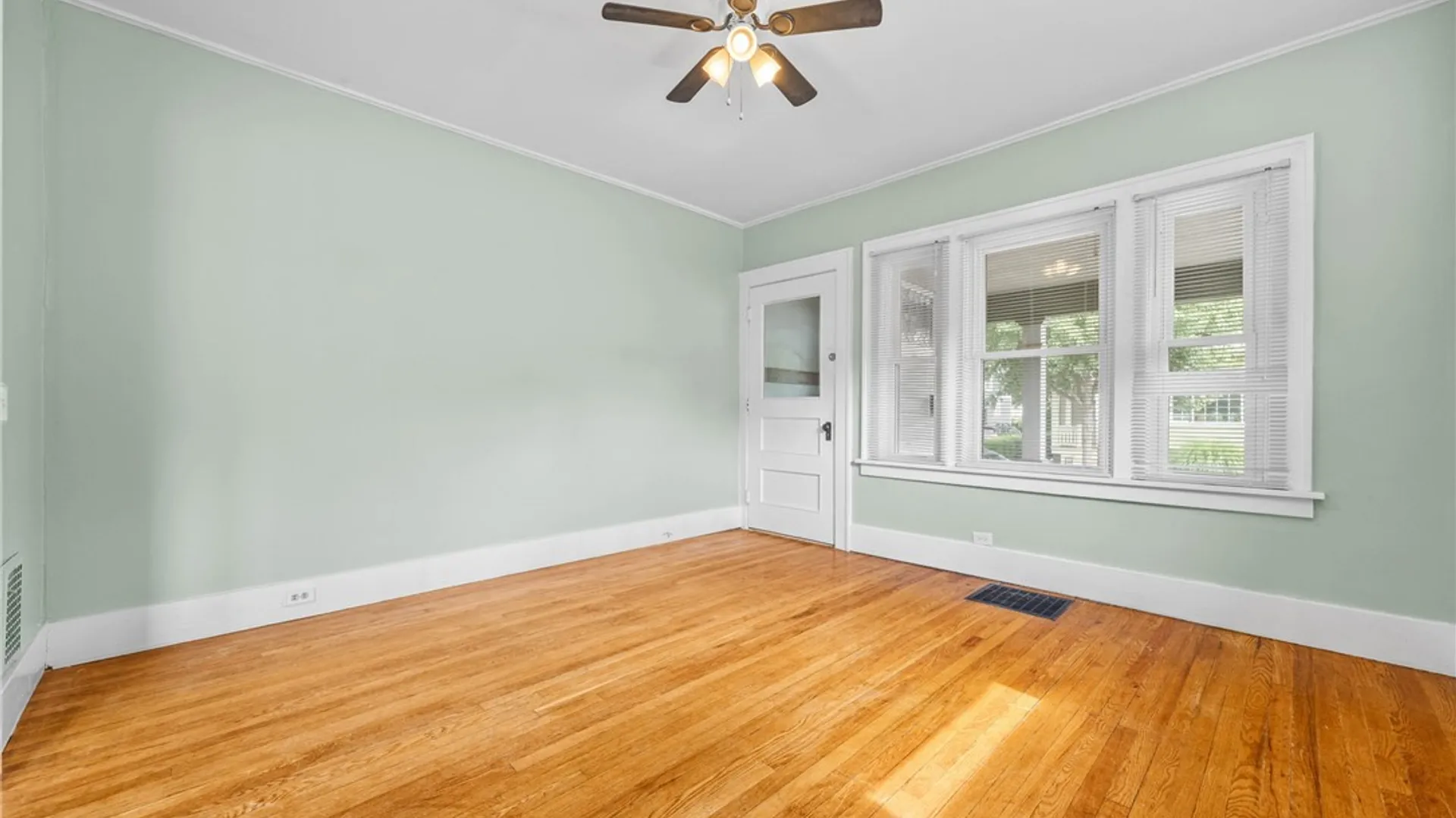 Property at 19 Morningside Park, Rochester, NY 14607 4