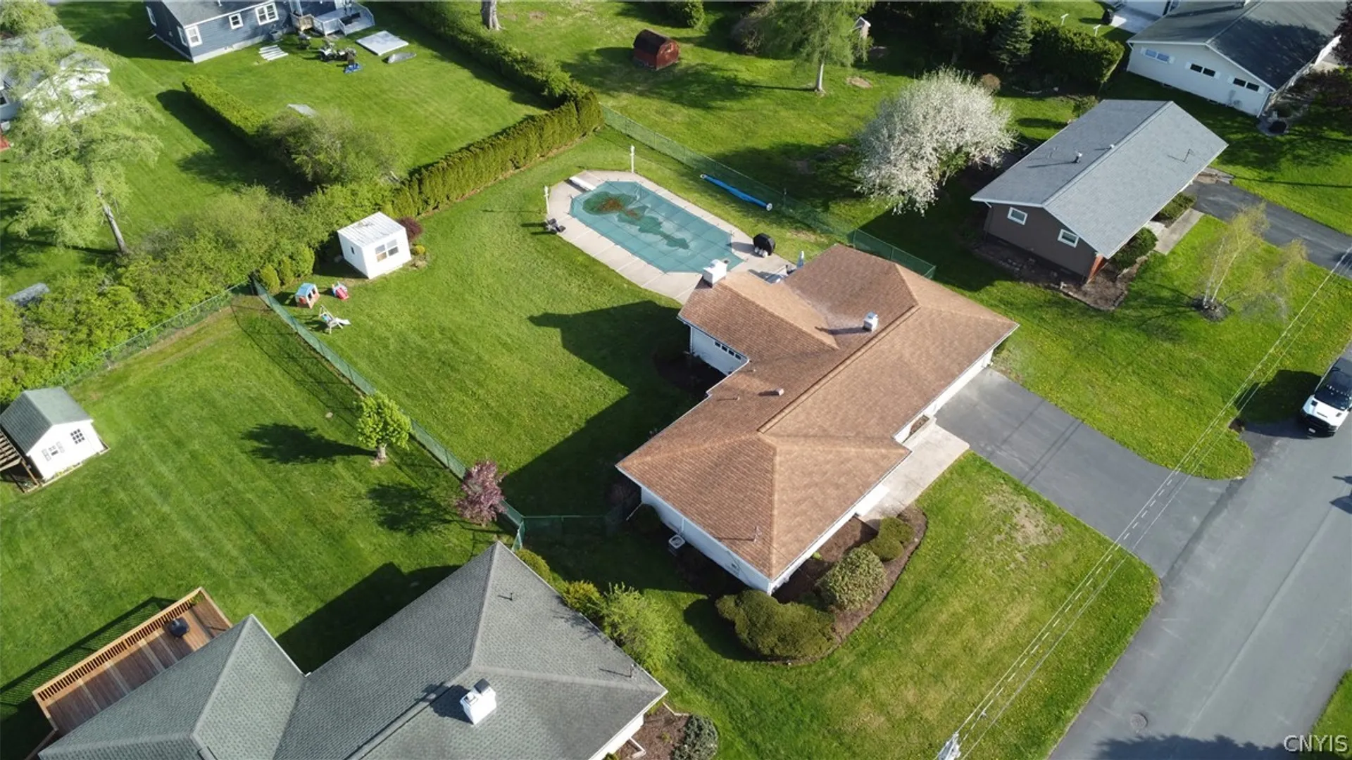 Property at 308 Washington Dr, New Hartford, NY 13413 5