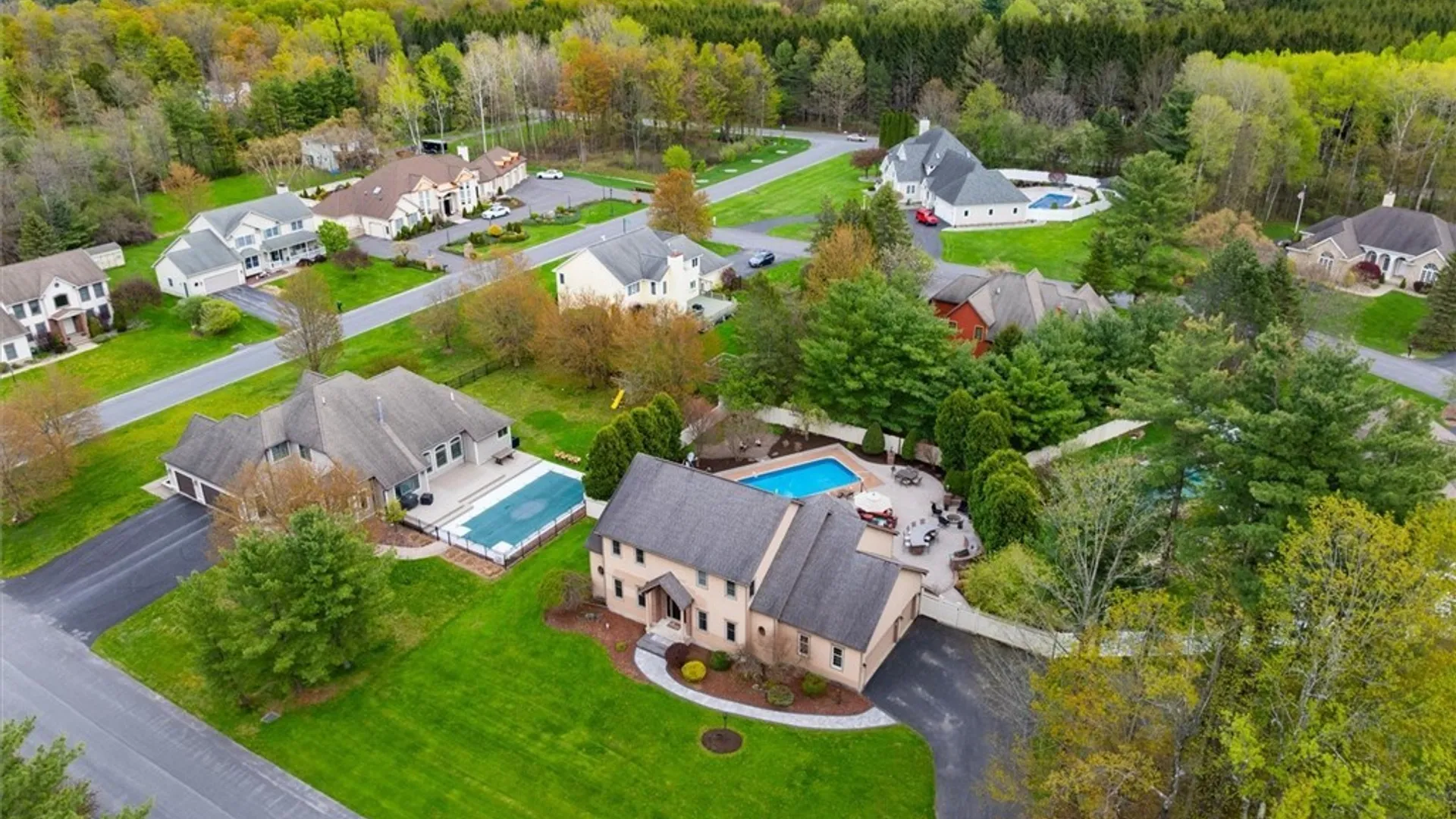 Property at 1 Water Beech Place, New Hartford, NY 13413 2