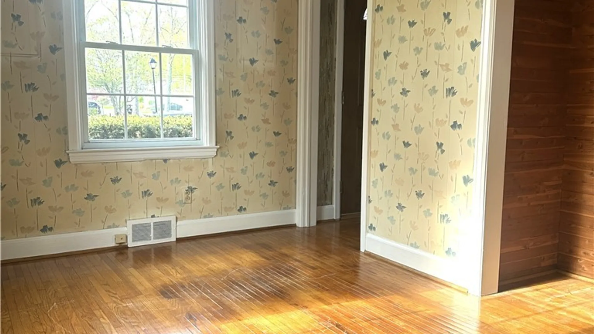 Property at 102 Harrison Avenue, Tonawanda, NY 14223 15
