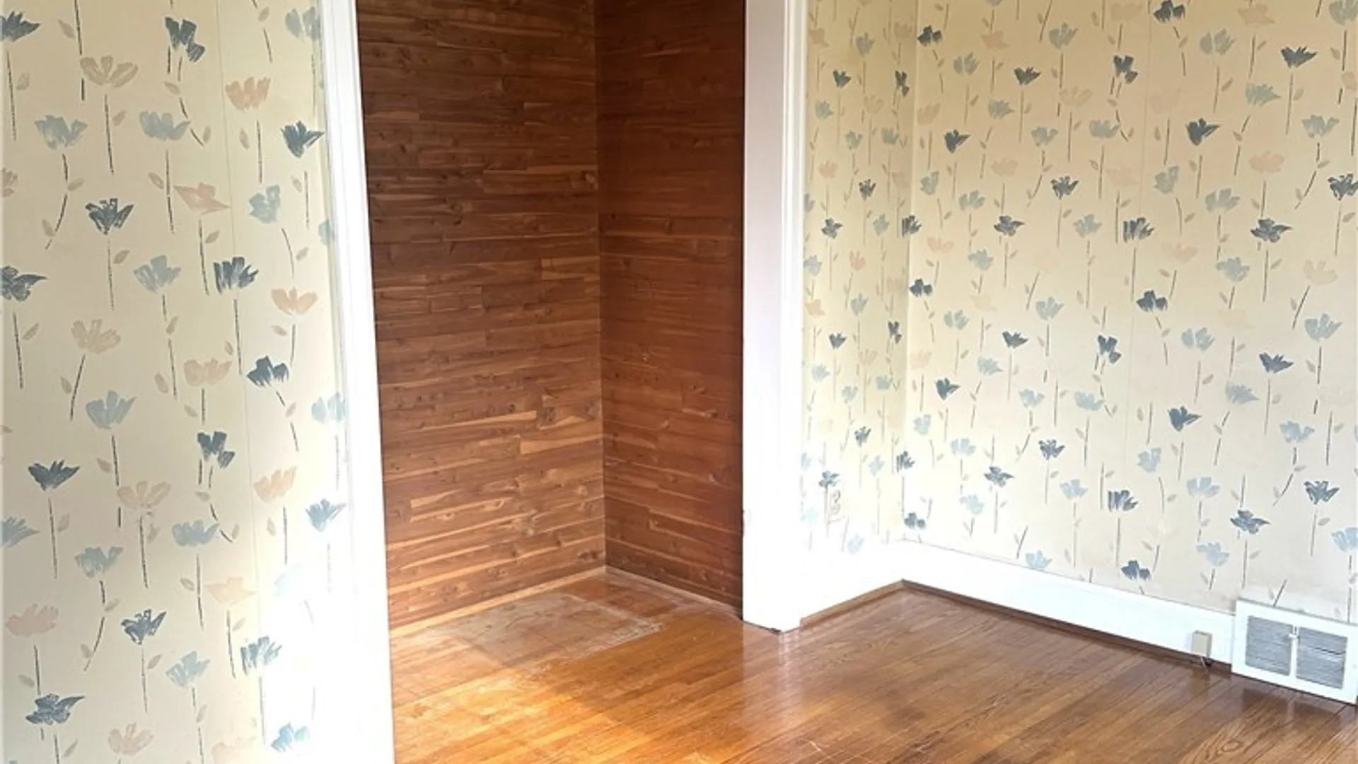 Property at 102 Harrison Avenue, Tonawanda, NY 14223 17