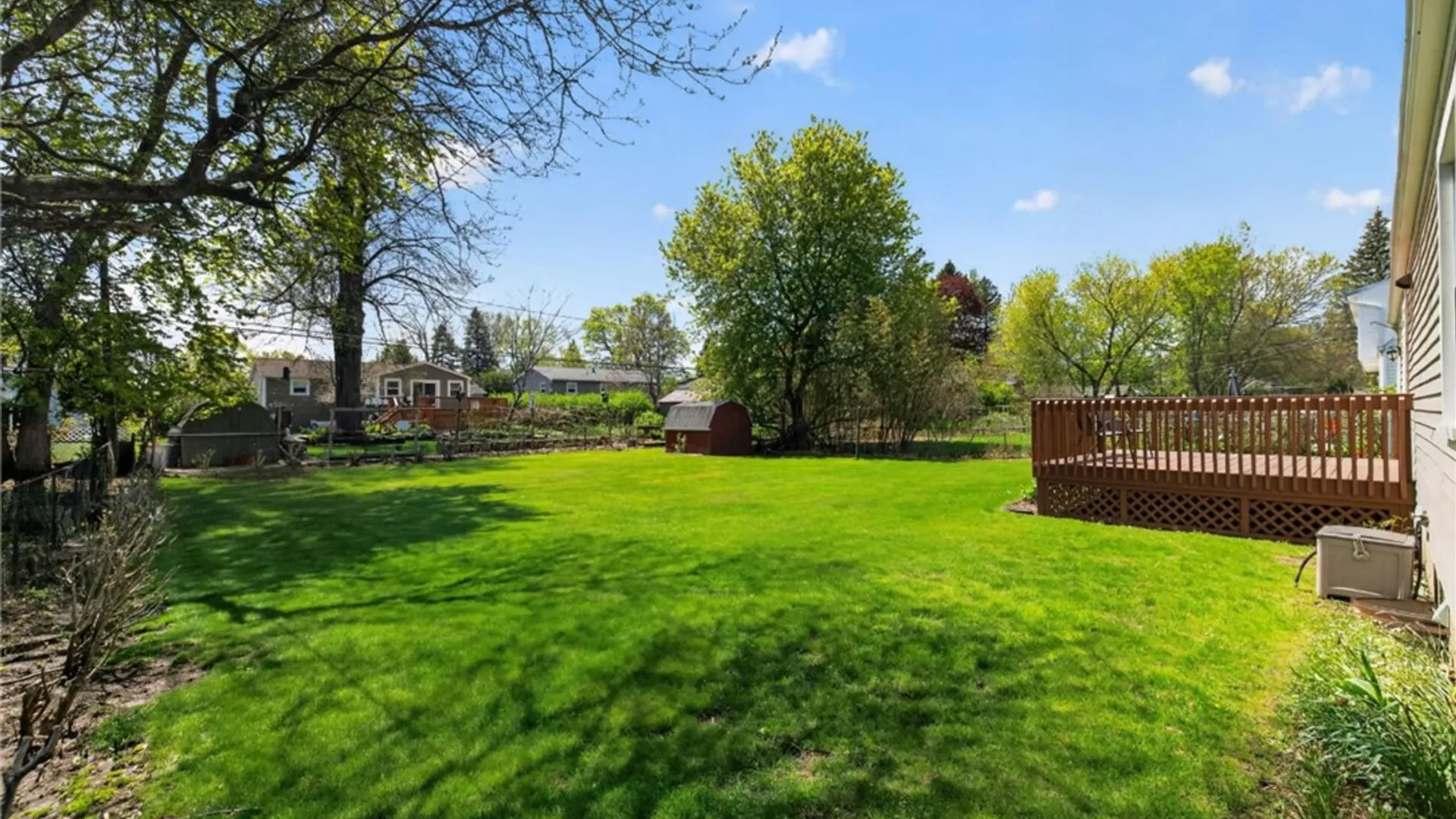 Property at 335 Alfonso Drive, Greece, NY 14626 24