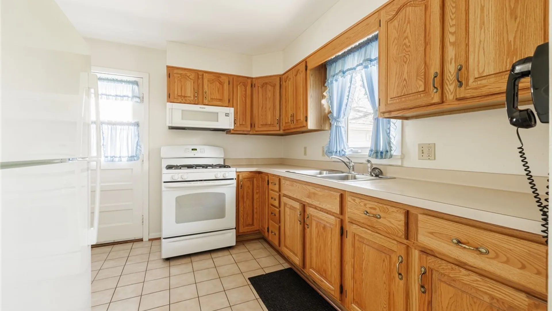 Property at 119 Arlidge Drive, Greece, NY 14616 6