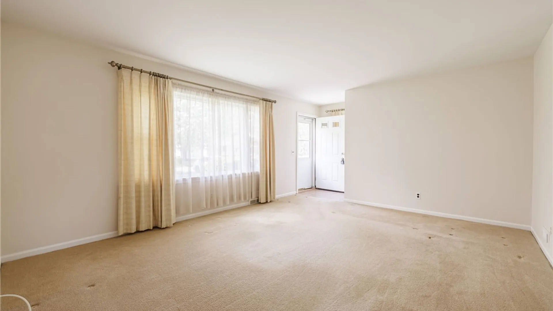 Property at 119 Arlidge Drive, Greece, NY 14616 9
