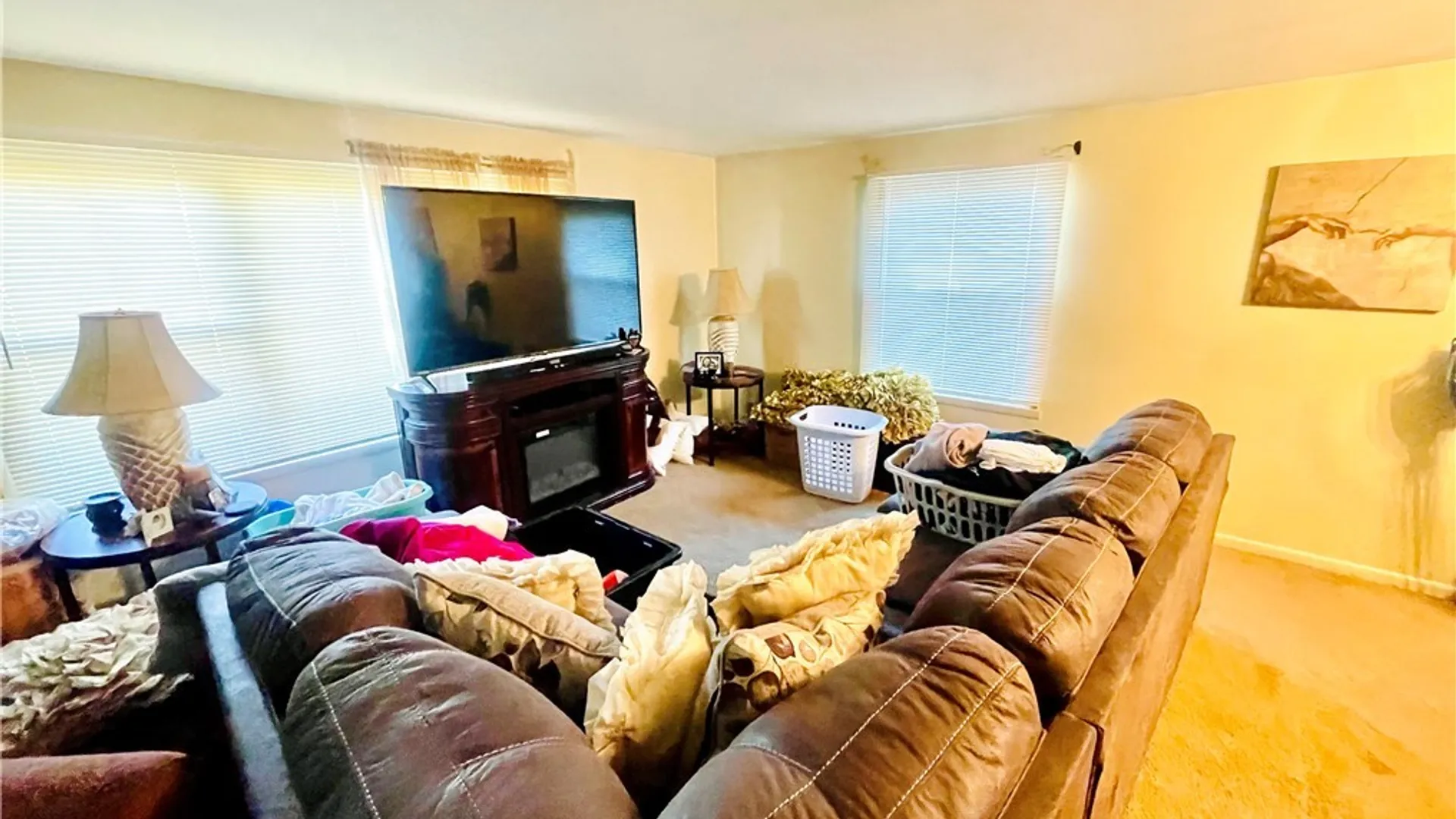 Property at 212 Schaffer Avenue, Salina, NY 13206 14