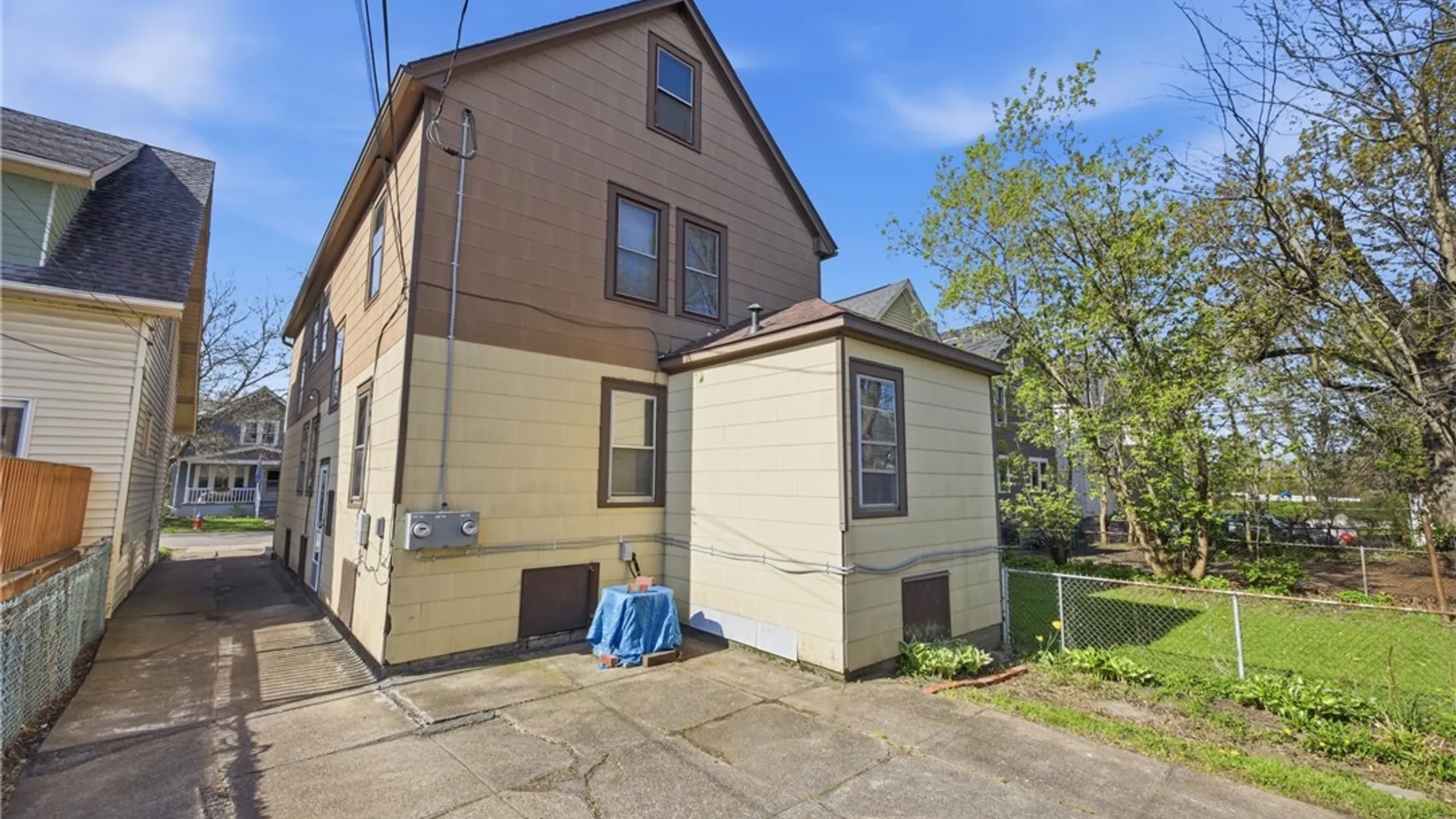 Property at 95 Custer Street, Buffalo, NY 14214 39