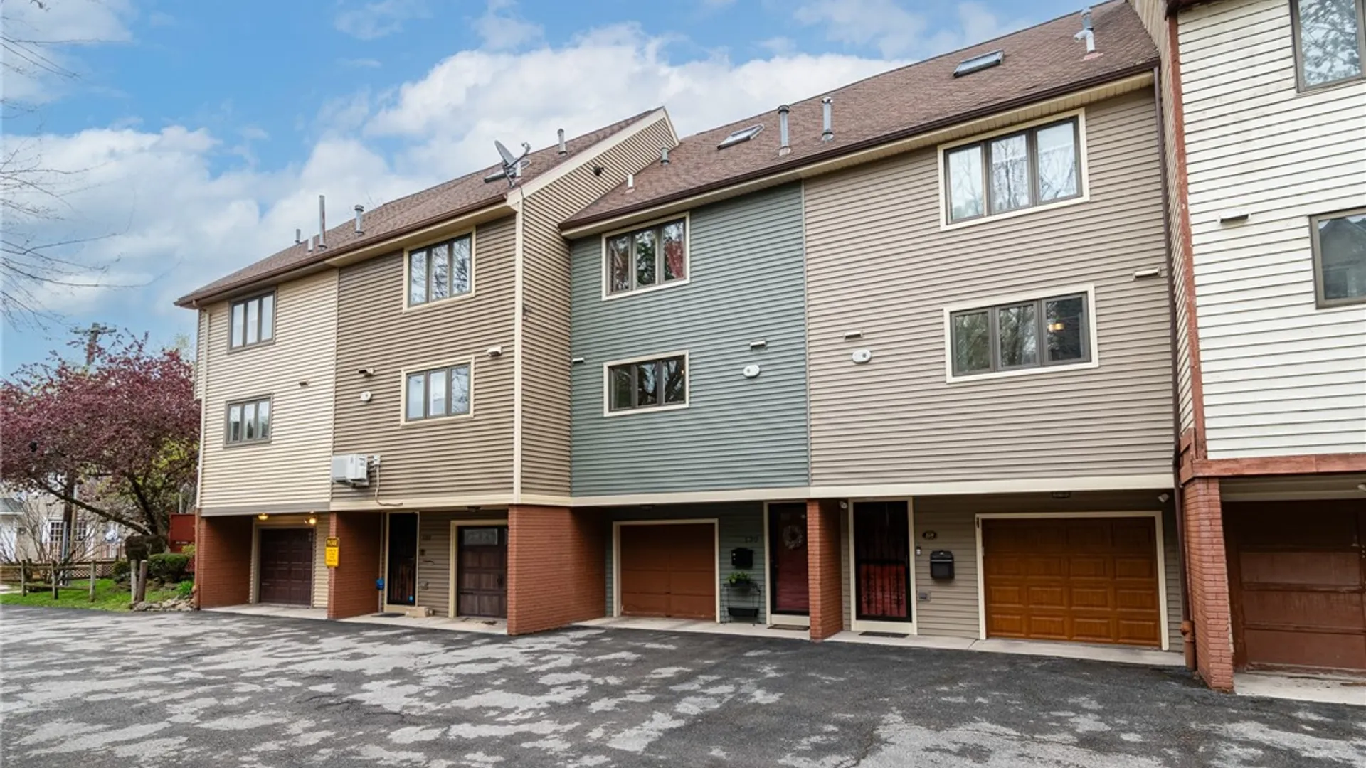 Property at 130 Adams Street, Rochester, NY 14608 22