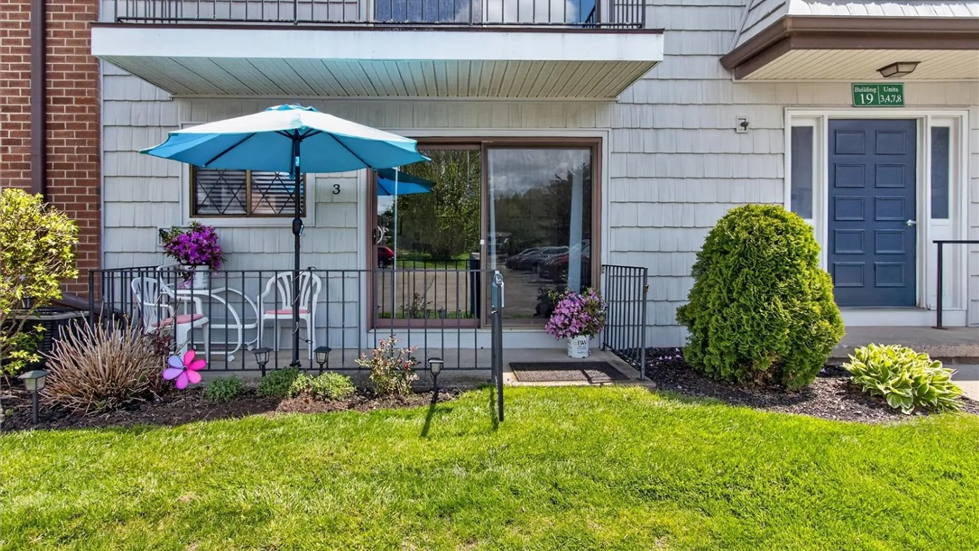 Property at 19 Great Wood Court, Perinton, NY 14450 2