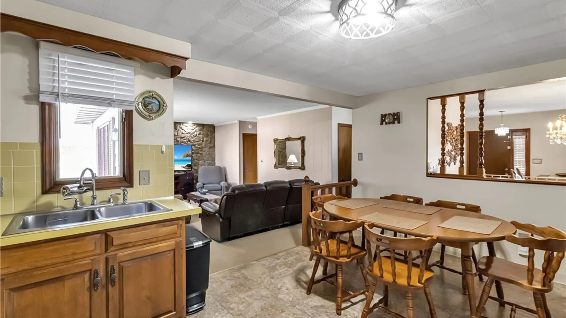Property at 64 Campus Drive, West Seneca, NY 14224 18