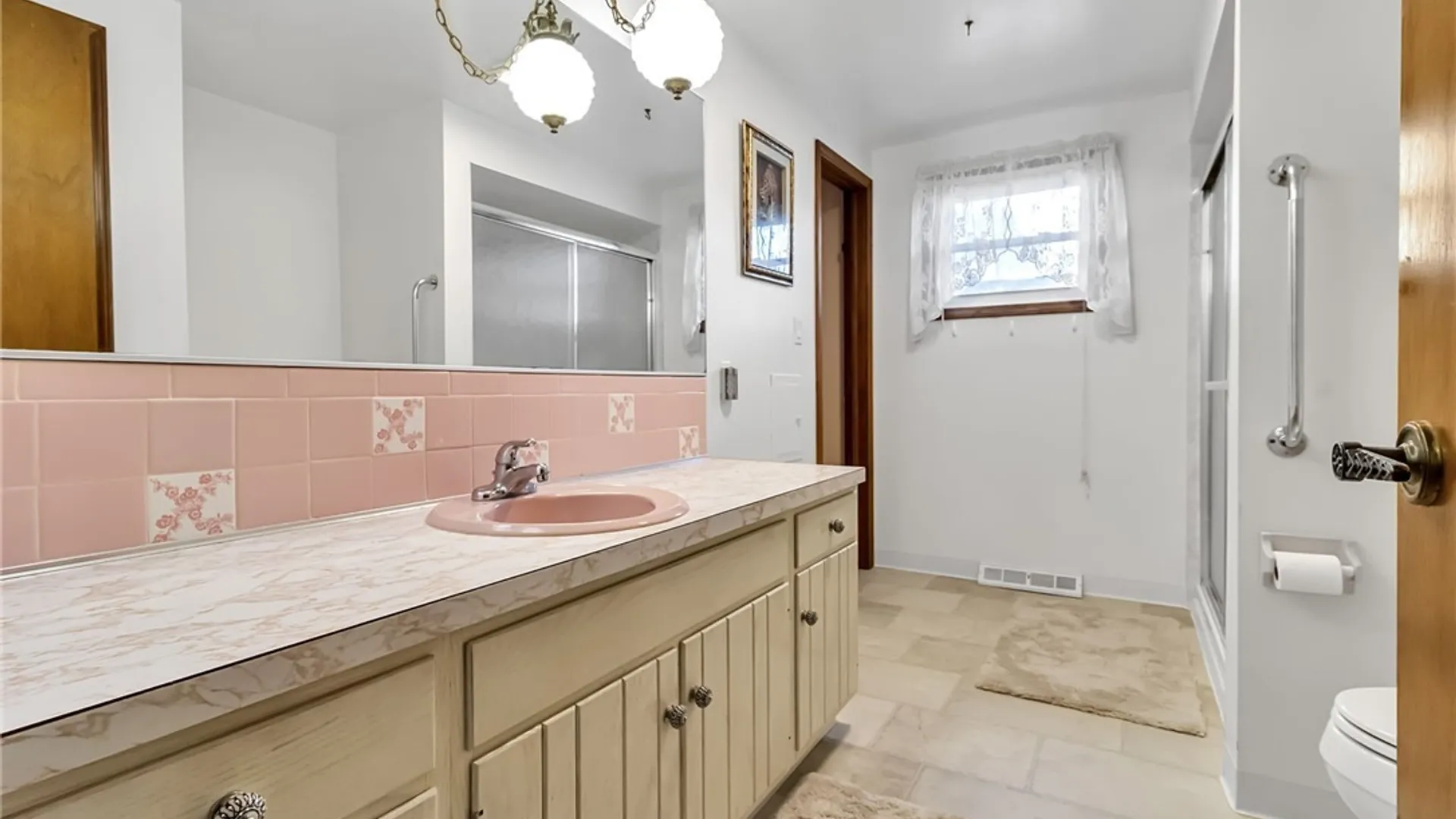 Property at 64 Campus Drive, West Seneca, NY 14224 20