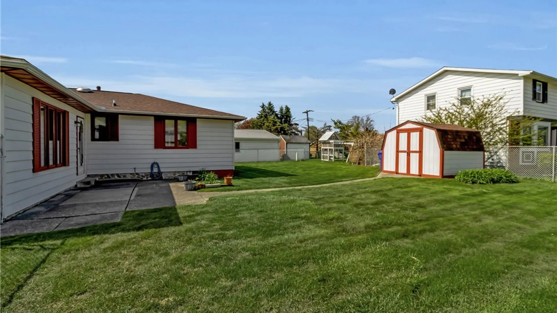 Property at 64 Campus Drive, West Seneca, NY 14224 4