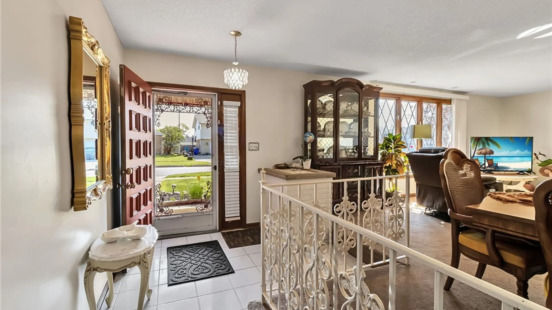 Property at 64 Campus Drive, West Seneca, NY 14224 8