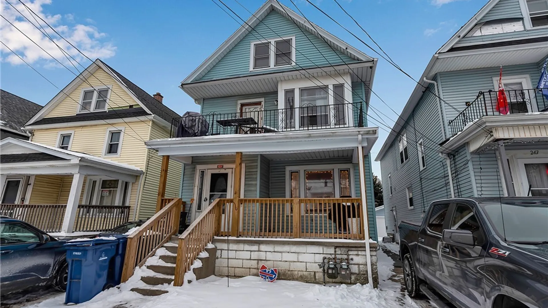 Property at 247 Columbus Avenue, Buffalo, NY 14220 3