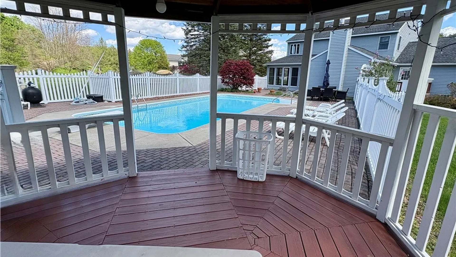 Property at 7892 Ridge Pointe Drive, Manlius, NY 13066 4