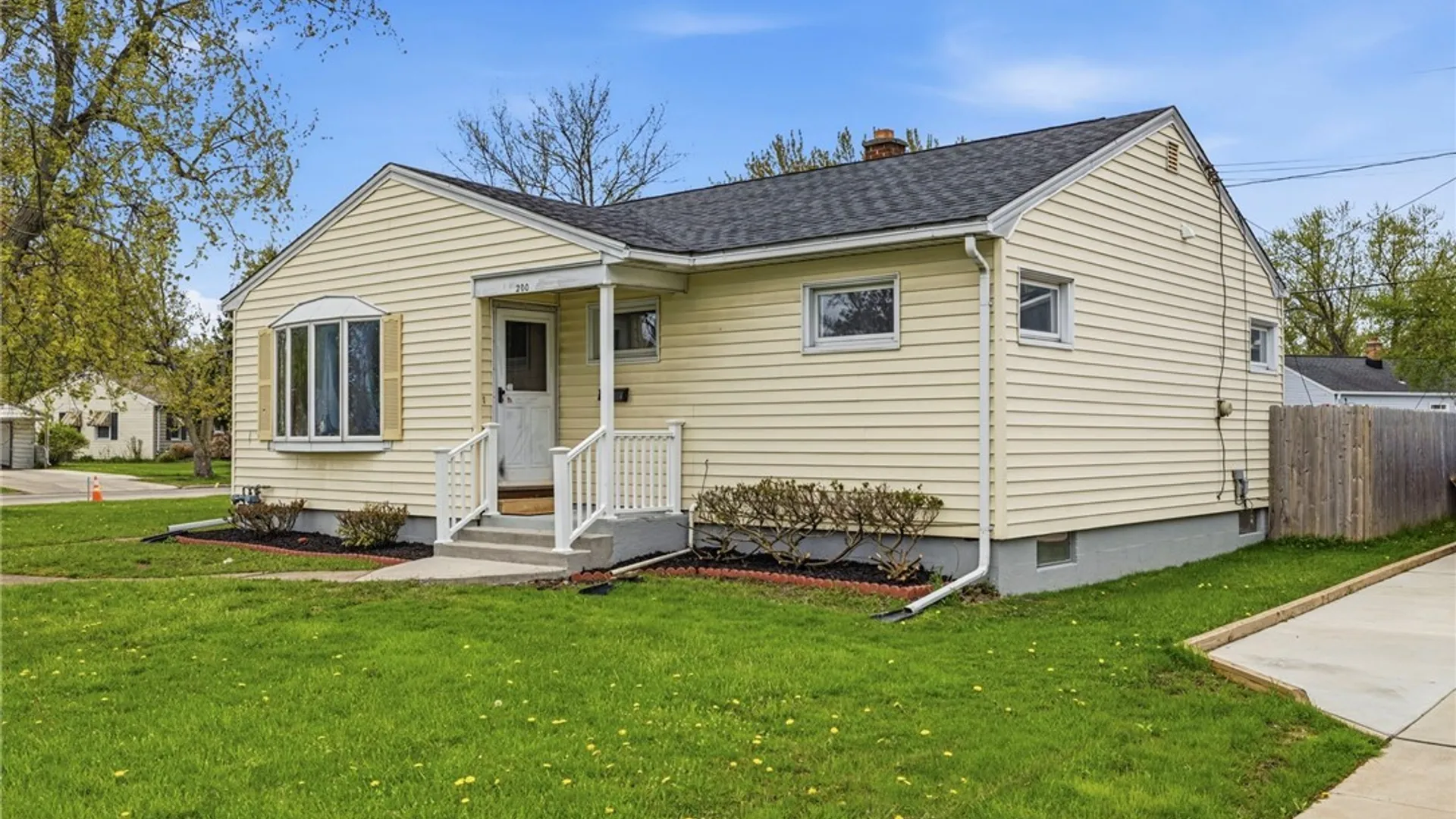 Property at 200 Rogers Avenue, Tonawanda, NY 14150 3