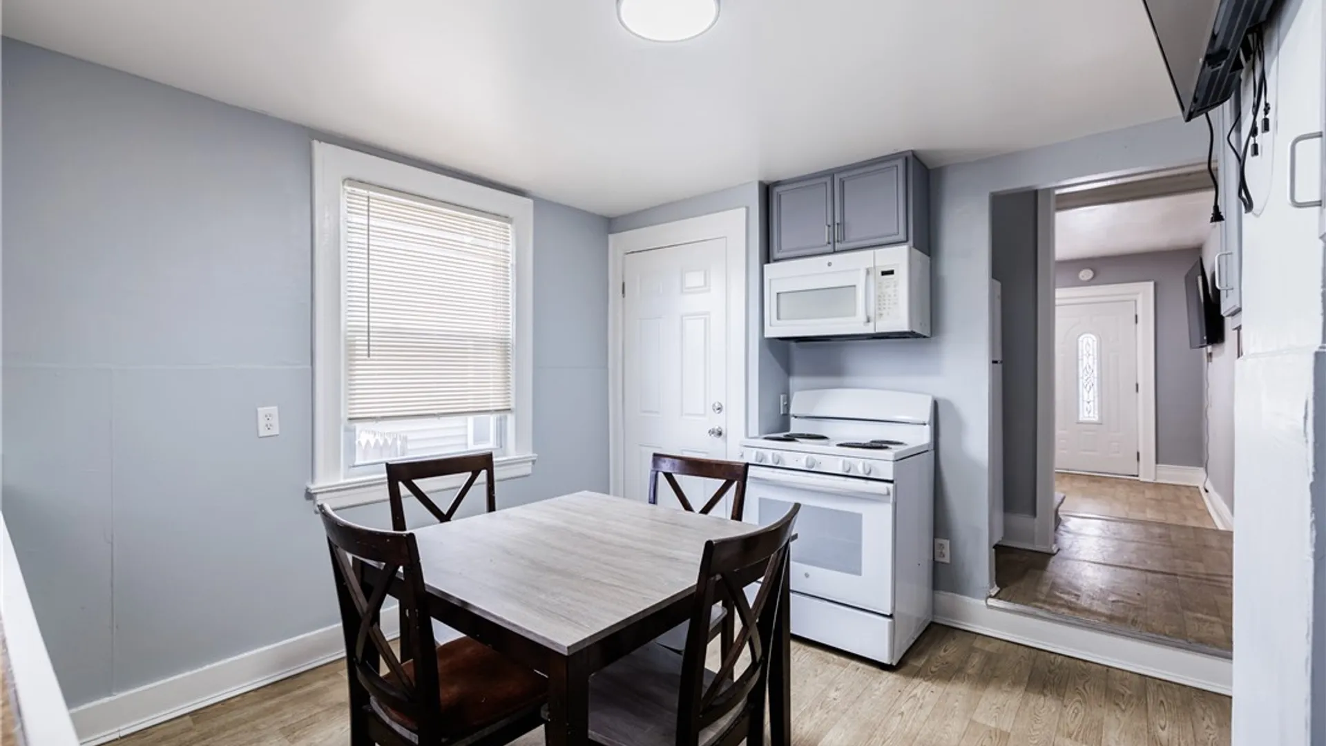 Property at 184 Fulton Avenue, Rochester, NY 14613 3