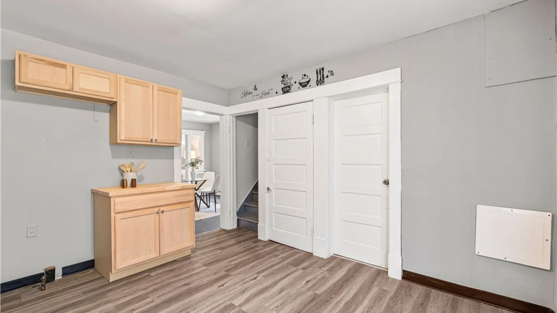 Property at 213 Westminster Avenue, Buffalo, NY 14215 7